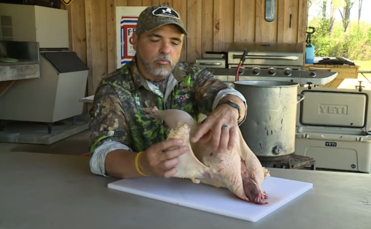 TONY RUEZ Shows Us How To How To Pluk A Wild Turkey.